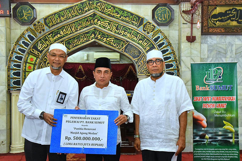 bank-sumut-salurkan-zakat-rp500-juta-untuk-pembangunan-masjid-agung-2