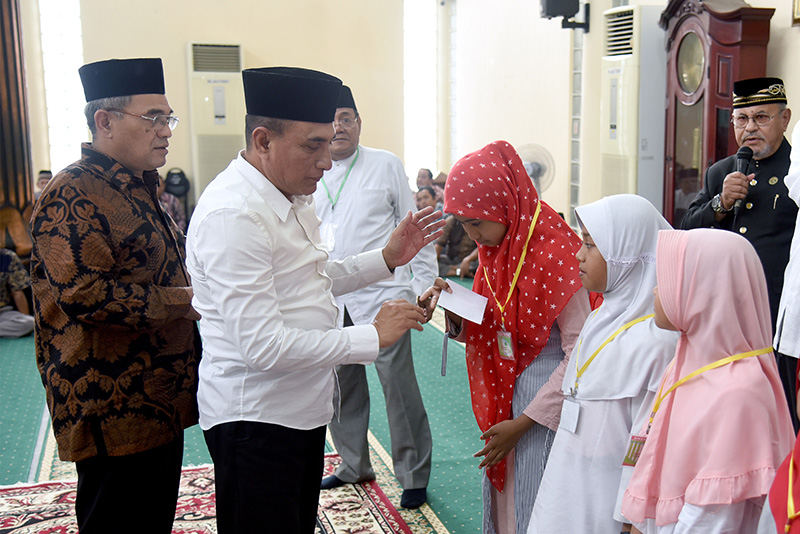 peringatan-maulid-nabi-gubernur-edy-ajak-untuk-teladani-sifat-rasulullah-5