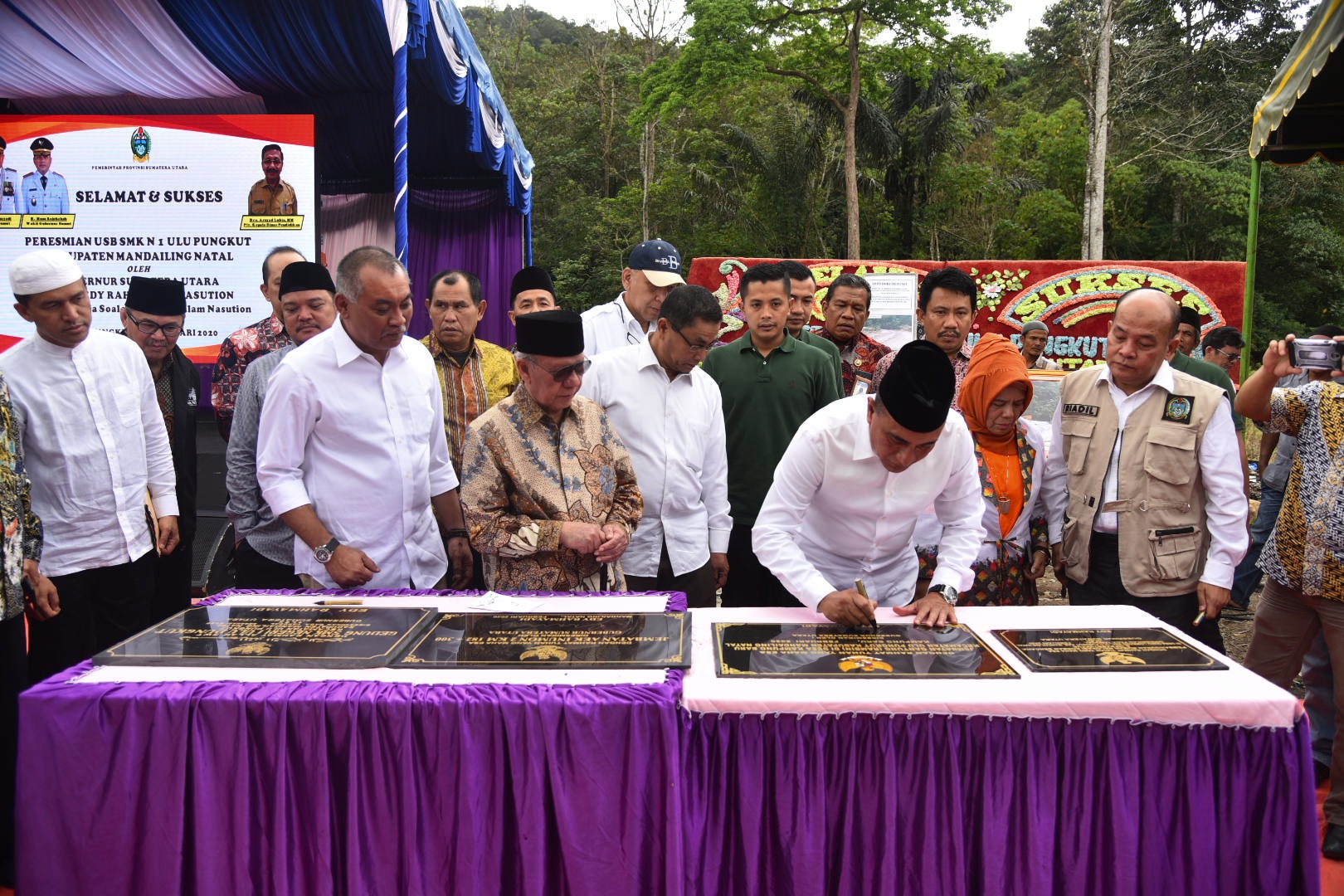 edy-sekolah-unggulan