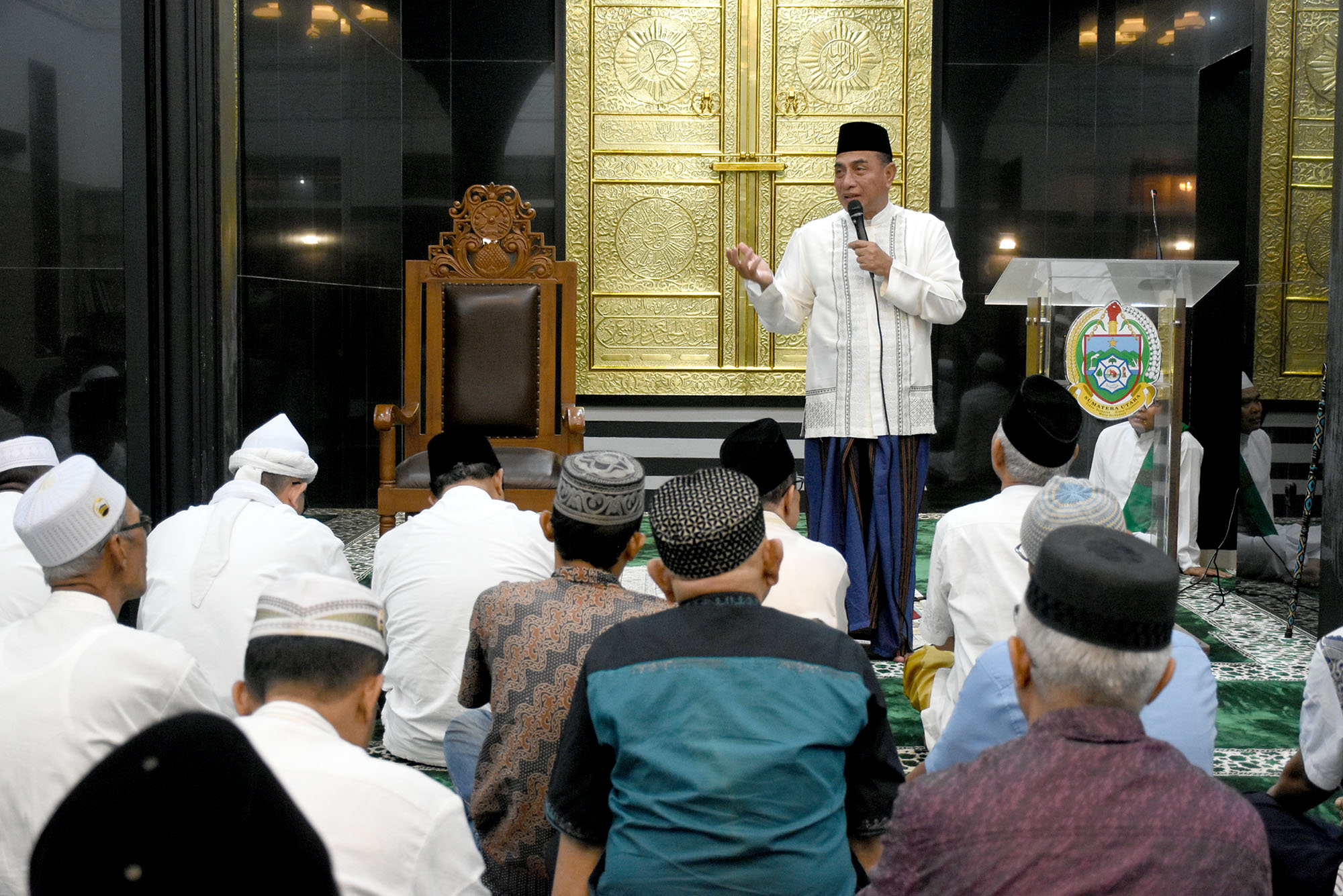 edy-rahmayadi-menggalakkan-gerakan-subuh-berjamaah-2